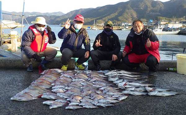 マダイ乗っ込みシーズンイン サビキ釣りにて4人で本命98匹 香川 21年2月27日 エキサイトニュース
