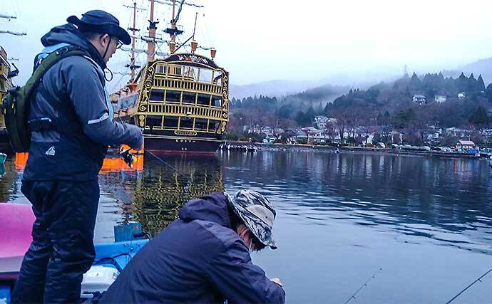 解禁直後のボートトラウトゲーム堪能　乗らないアタリに苦戦【芦ノ湖】