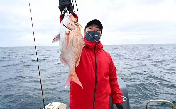 「タイラバゲームで78cm6kg超マダイ　船中全員安打も達成【福岡・糸島沖】」の画像