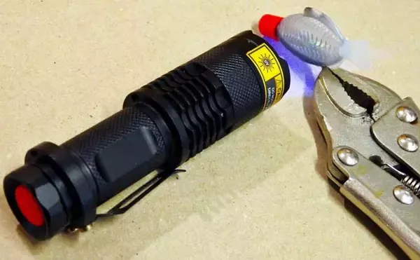 「お弁当のしょうゆ入れ『タレビン』がルアーに変身　材料と作り方とは？」の画像