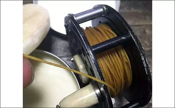 「100均アイテムの『リリアン』で自作するフライフィッシング「ライン」」の画像