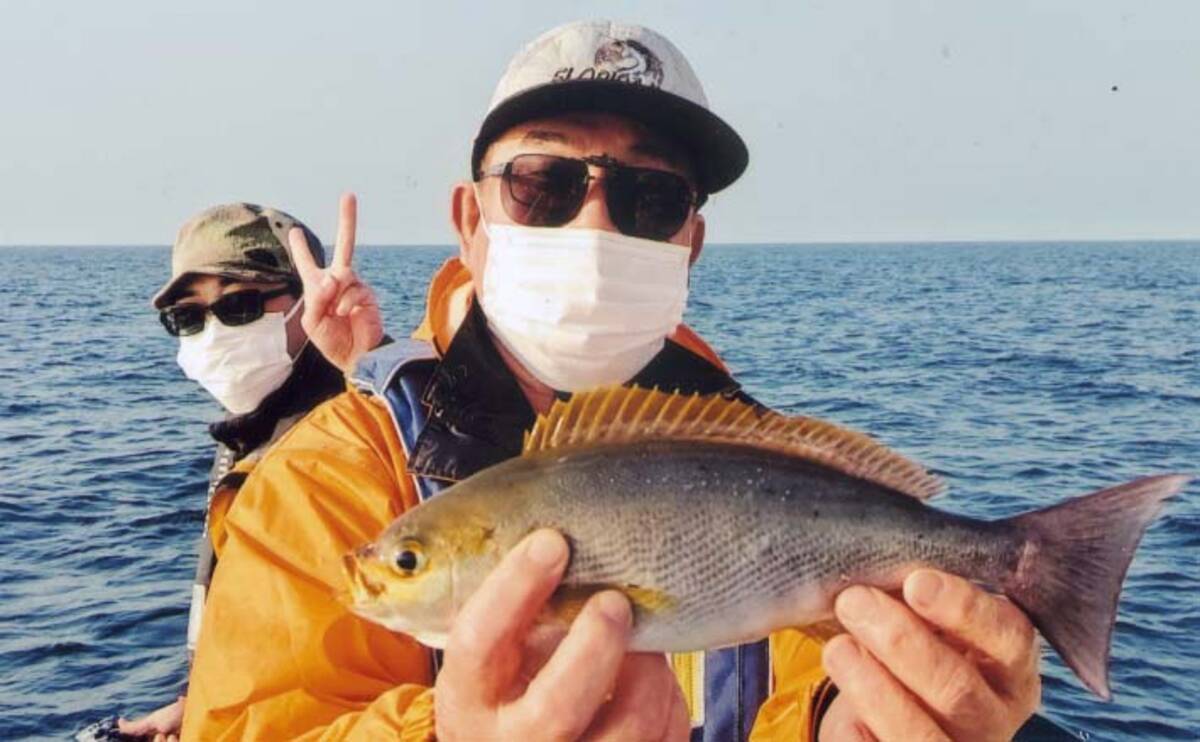 大山沖の船イサキ釣りで40cm級良型本命手中 好ゲストに大アジ 愛知 21年6月7日 エキサイトニュース