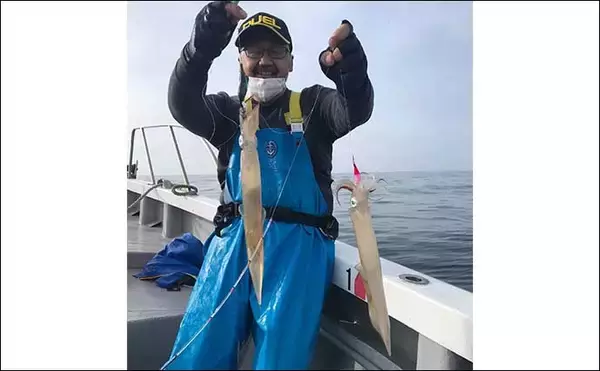 「仙台湾で春の『ヤリイカメタル』絶好調　オモリグで52杯【漁安丸】」の画像