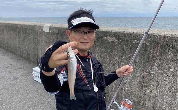 投げキス釣りで27cm登場 7連掛けも 鳥取 弓ヶ浜 夢みなと公園 21年7月25日 エキサイトニュース