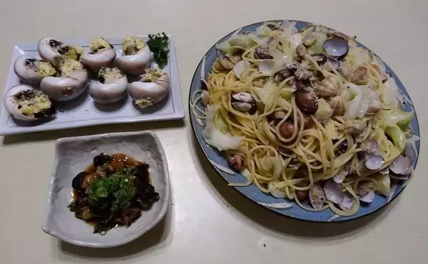 「家族で潮干狩り満喫　アサリ1.7kgにツメタガイ27個【神奈川・海の公園】」の画像