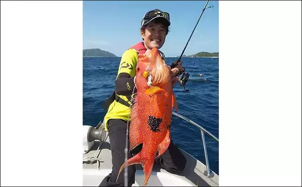 「ボート＆カヤックフィッシングで沖縄の海を堪能　10kgアーラミーバイも」の画像