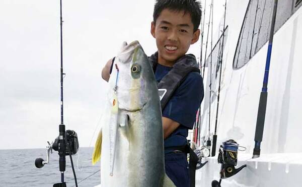 福岡 長崎 沖のルアー釣り最新釣果 電動ジギングで中学生がヒラマサ 21年8月27日 エキサイトニュース