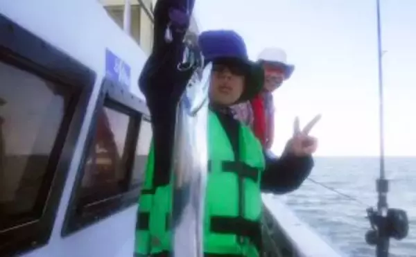 「【愛知】沖のエサ釣り最新釣果　タチウオ＆カワハギで数釣り好機到来」の画像