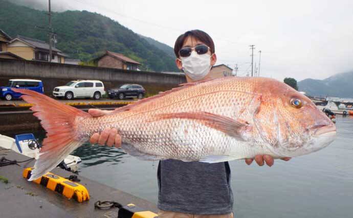 【三重】沖釣り最新情報　レンタルボートで94cm特大マダイ堂々参上