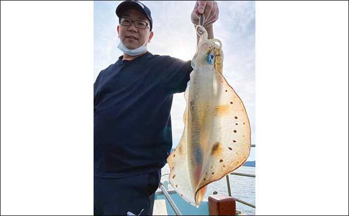 【三重】沖釣り最新情報　レンタルボートで94cm特大マダイ堂々参上