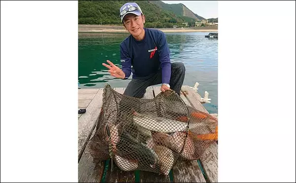 「貸し切り「海上釣り堀」を仲間と満喫　マダイにシマアジにワラサ」の画像