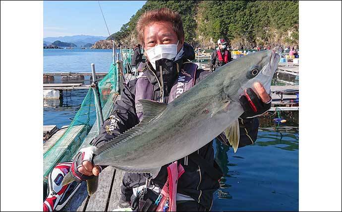 貸し切り「海上釣り堀」を仲間と満喫　マダイにシマアジにワラサ