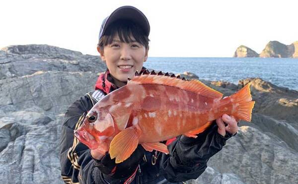 スタイル自由に磯釣りを満喫 アカハタにクロにウツボと魚種多彩に快釣 21年11月18日 エキサイトニュース スタイル自由に磯釣りを満喫 アカハタにクロにウツボと魚種多彩に快釣 21年11月18日 エキサイトニュース