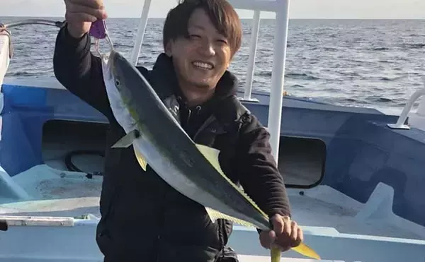 「落とし込み釣りで初心者がヒラマサに大ヒラメ　エサ付けパターンを考察」の画像