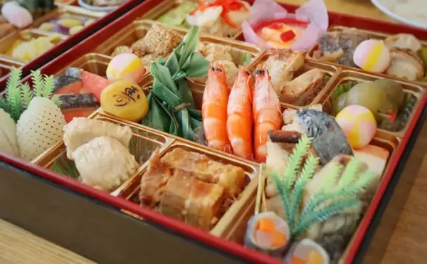 「おせち料理のエビは腰が曲がってる程縁起が良い　深海エビがオススメ？」の画像