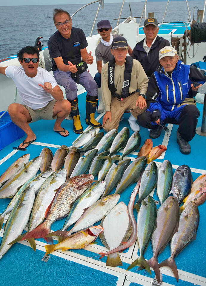 福岡県 落とし込み 釣果速報 良型青物 根魚 マダイ続々登場 19年9月13日 エキサイトニュース