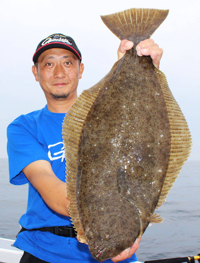 活きイワシ泳がせのヒラメ釣りで70cm頭に12尾 宮城県 大海丸 19年9月17日 エキサイトニュース