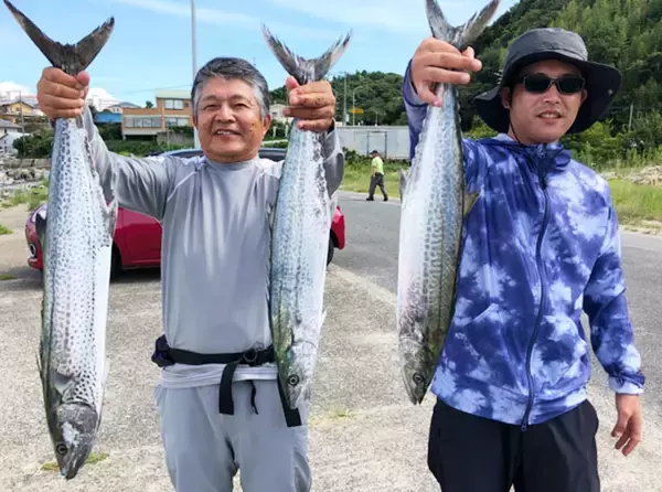「【愛知県】船釣り釣果速報　63㎝頭にイシダイ19尾！マダイにサワラも」の画像