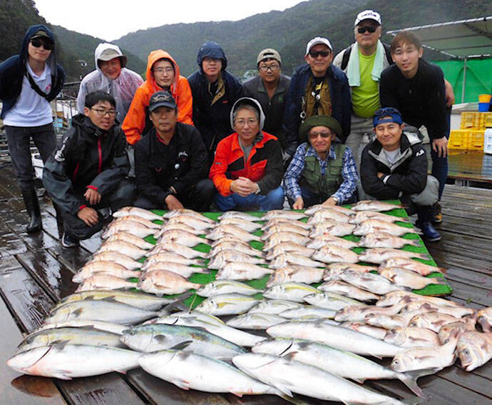 【三重県】海上釣り堀釣果速報　マダイ50匹超えに青物ももれなく登場