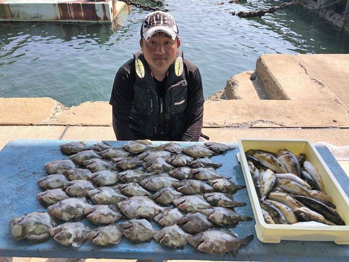 愛知 沖釣り最新釣果 32cm筆頭にカワハギ50尾超え 19年10月19日 エキサイトニュース