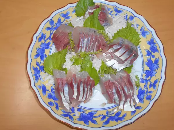 「明石沖ボートチョクリ釣り　『超時合い』逃さず2時間でハマチ8匹！」の画像