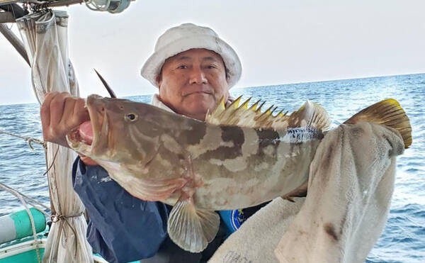 玄界灘 落とし込み釣り最新釣果 超高級魚アラ5kgに大型青物乱舞 19年11月15日 エキサイトニュース