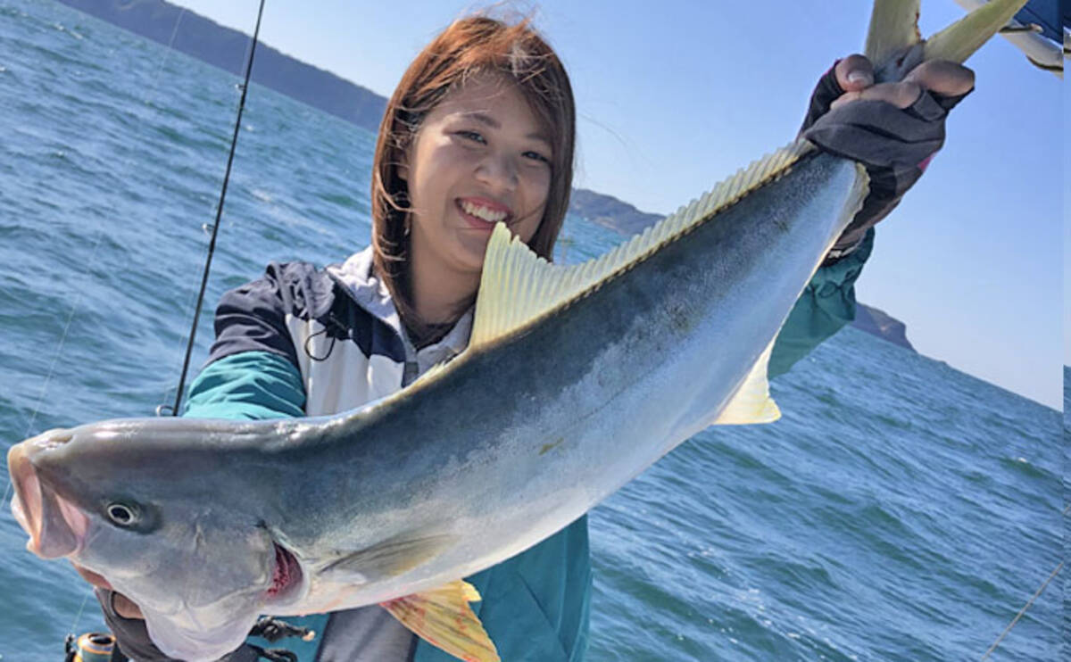 Sljで80cmヒラマサ手中 ベイト玉出現でチャンス到来 てじ丸 19年12月2日 エキサイトニュース Sljで80cmヒラマサ手中 ベイト玉出現でチャンス到来 てじ丸 19年12月2日 エキサイトニュース