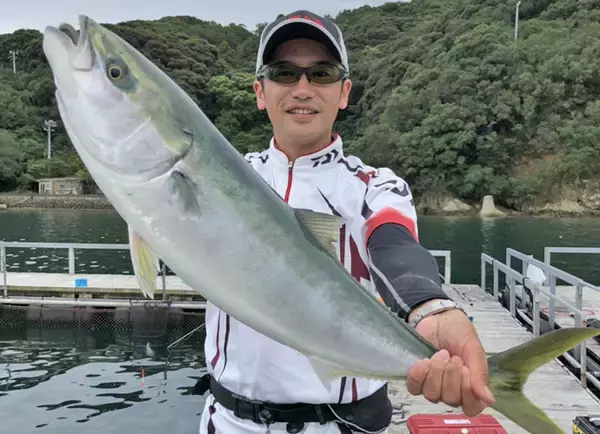 「冬に人気の『海上釣り堀』釣果アップの秘訣　3つのチャンスタイムが重要」の画像