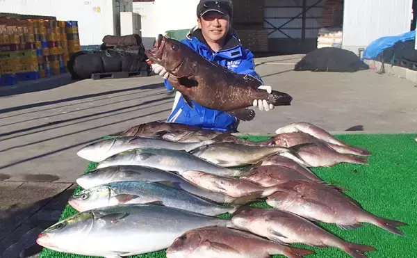 冬に人気の『海上釣り堀』釣果アップの秘訣　3つのチャンスタイムが重要