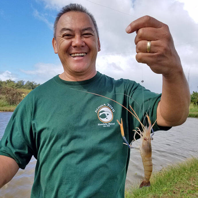 ハワイでちょい投げ＆エビ釣り満喫　ファミリーフィッシングにも最適