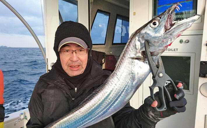 大分 熊本 沖釣り最新釣果 各地で指8本級ドラゴンタチウオが強襲 年1月8日 エキサイトニュース