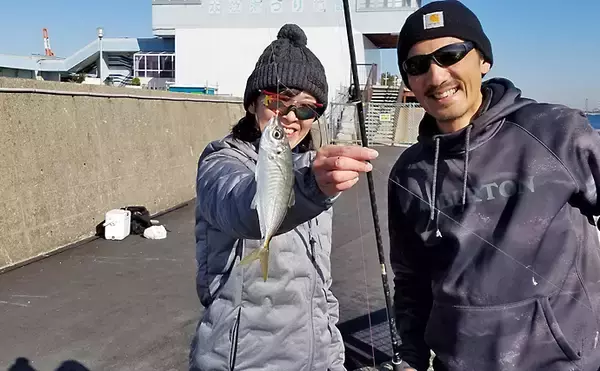 「再開直後の『本牧海づり施設』取材レポ　約半年ぶりに釣り人の笑顔戻る」の画像
