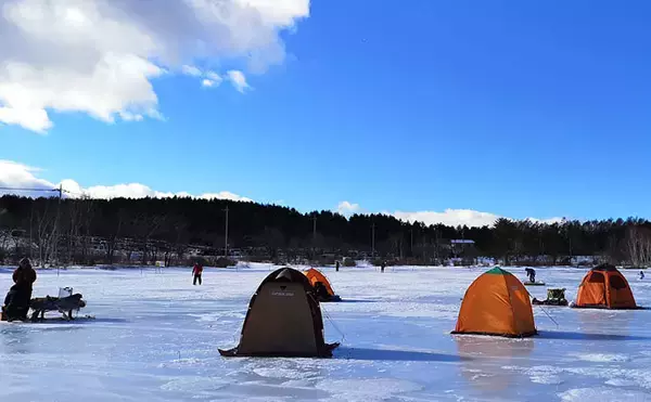 「【2020冬】暖冬の影響でシーズンインが遅延　『氷上』ワカサギ釣りを解説」の画像