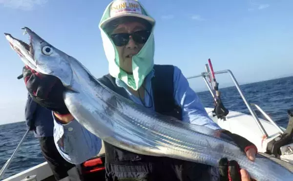 【沖釣り釣果速報】指8本幅ドラゴン級も浮上！タチウオ便で良型続出（大分・熊本）