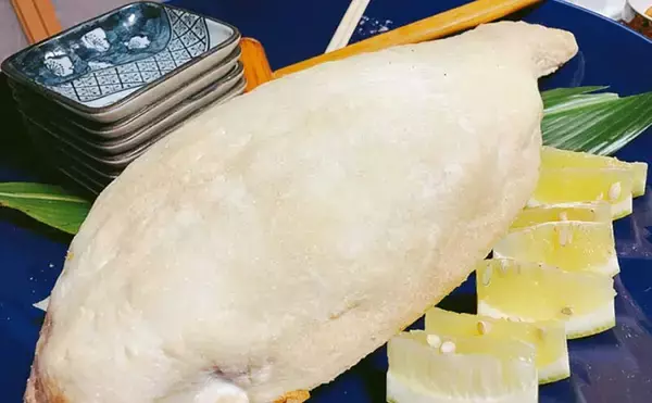 「「タイの塩釜焼き」は家でも簡単に作れる？　ハレの日にぴったりのお祝い料理」の画像