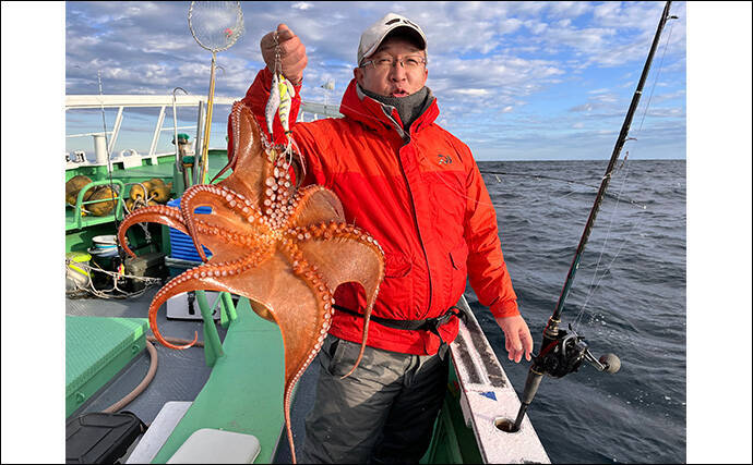 小川直也さん参加の『タコ釣り大会』に密着　4.9kg巨大マダコが登場！