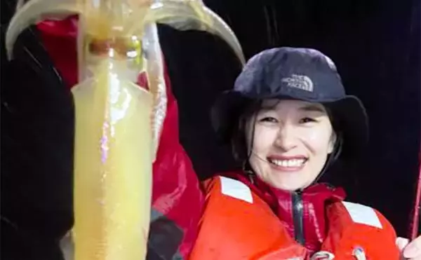 【夜焚きイカ釣果速報】釣る人ヤリイカ70尾前後と好調継続中（福岡）