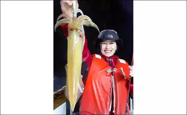 「【夜焚きイカ釣果速報】釣る人ヤリイカ70尾前後と好調継続中（福岡）」の画像