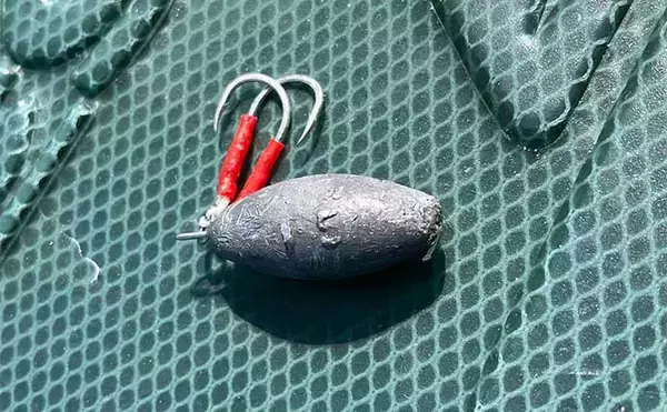 「「200円以下で誰でも作れるルアー仕掛け」高級根魚が入れ食い！【沖縄・伊是名島】」の画像