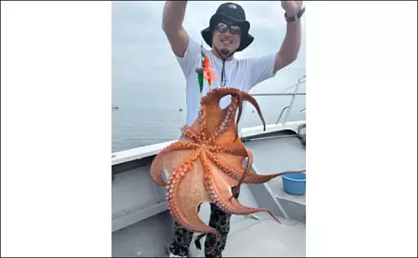 「【最新釣果】ジギングでカンパチ登場！例年より2ヶ月早い開幕（大分・熊本）」の画像