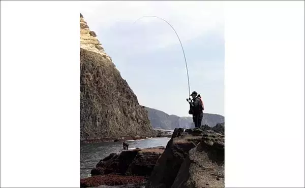 「「南伊豆は魚影の濃さ抜群！」沖磯フカセ釣りで35cm級メジナを連打【静岡】」の画像