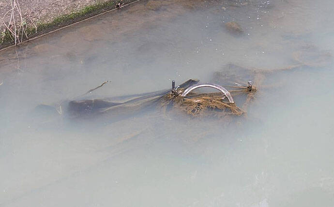 釣り中の「九死に一生」体験3選　空から降ってきたのはルアーに自転車！？