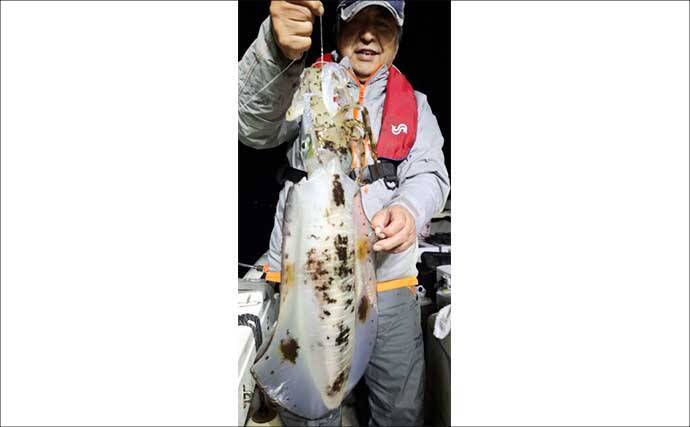 【沖のルアー釣果速報】志摩沖のティップランエギングで1.2kg良型アオリイカ浮上（三重）
