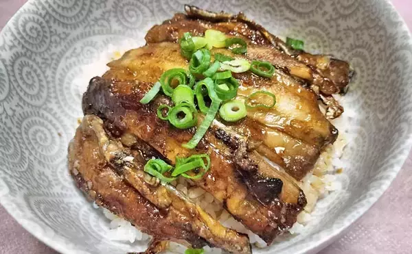 「富山湾で旬本番のタチウオを食べ尽くす　刺し身から天ぷらまで絶品料理8選をご紹介」の画像