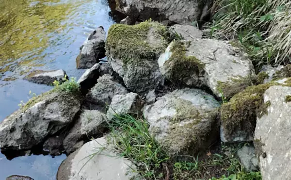「【渓流釣り初心者必見】増水・鉄砲水・浮石…知っておきたい危険ポイントと安全対策」の画像