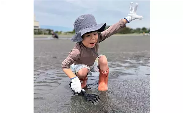 「「三番瀬海浜公園」の潮干狩りでアサリにハマグリを続々発見！【千葉】」の画像