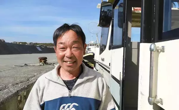 「相模湾マルイカ釣りで本命トップ17尾【まごうの丸・神奈川】ムギ・ヤリイカ交じる」の画像