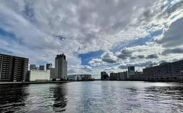 「東京出張のお供にクロダイ落とし込み釣りと深川めしが最高！　運河のデカチヌを狙ってみた」の画像