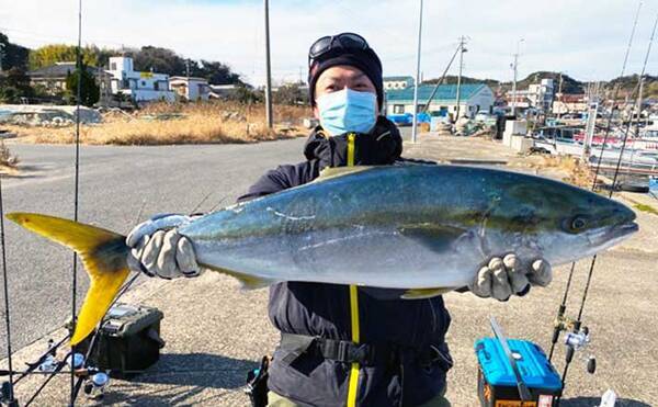 三重 愛知 沖のルアー釣り最新釣果 ジギングでブリ族絶好調 22年1月29日 エキサイトニュース