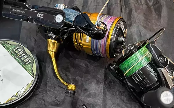 スピニングリールの代表的な3つのハンドル形状を解説 【I字・T字・ラウンド型】